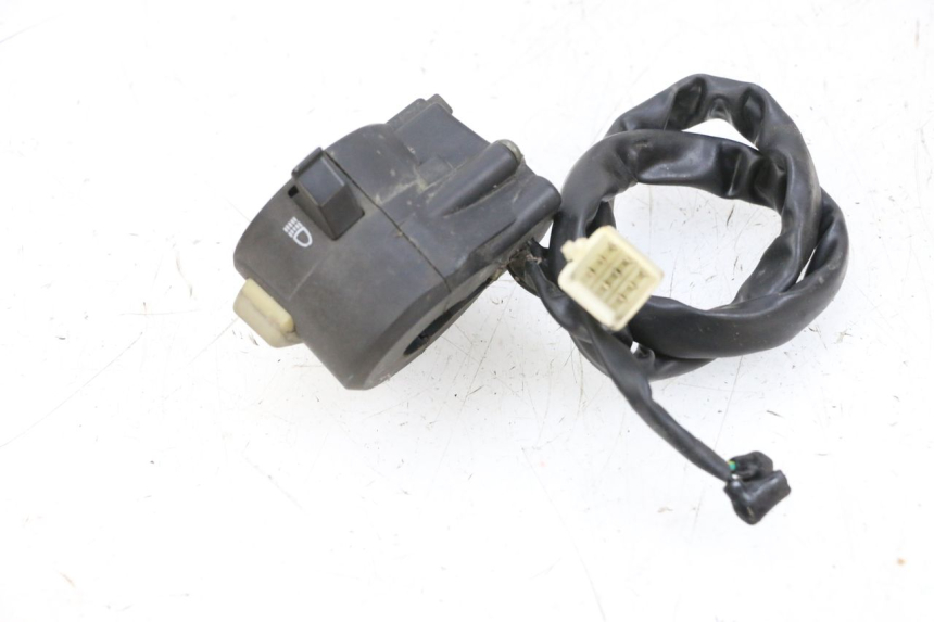 photo de CONMUTADOR IZQUIERDA JM MOTORS GTS 125 (2015 - 2019) - Detalle de la pieza