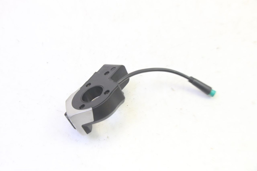 photo de CONMUTADOR IZQUIERDA HITWAY H5 1