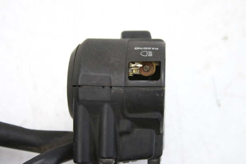 photo de INTERRUPTOR DE LUCES IZQUIERDO. HONDA FES S-WING SWING ABS 125 (2007 - 2015)