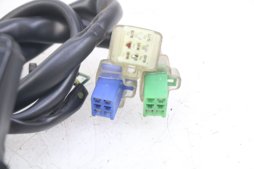 photo de INTERRUPTOR DE LUCES IZQUIERDO HONDA FORZA 125 (2015 - 2016)