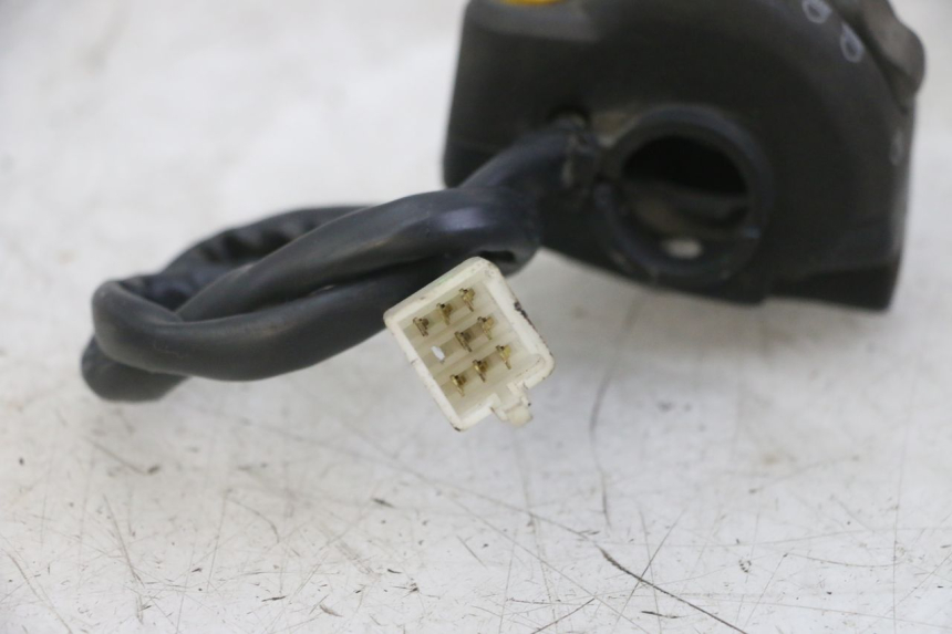 photo de CONMUTADOR IZQUIERDA PEUGEOT JET FORCE CARBU 50 (2003 - 2016)