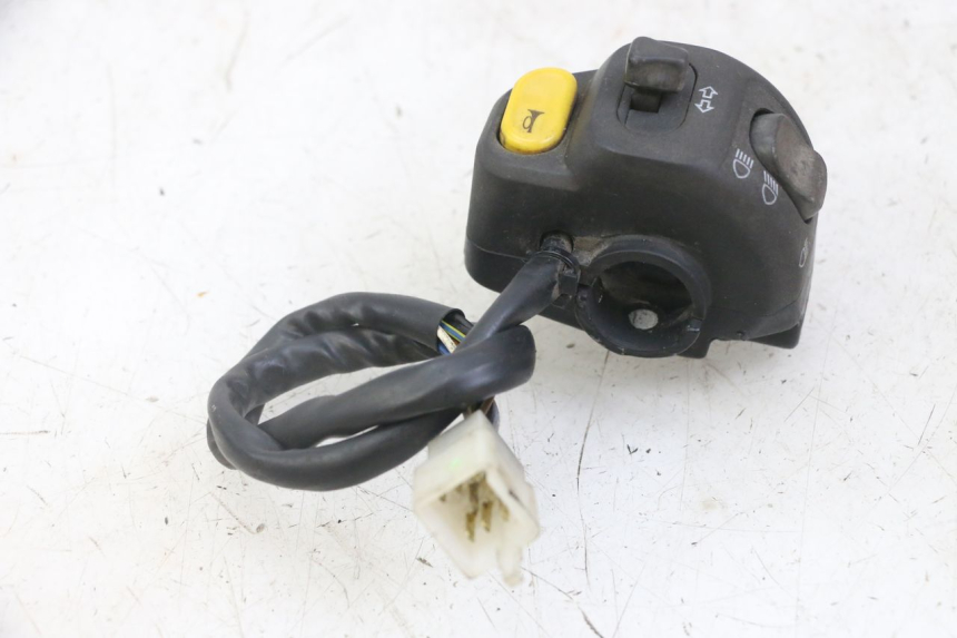 photo de CONMUTADOR IZQUIERDA PEUGEOT JET FORCE CARBU 50 (2003 - 2016)