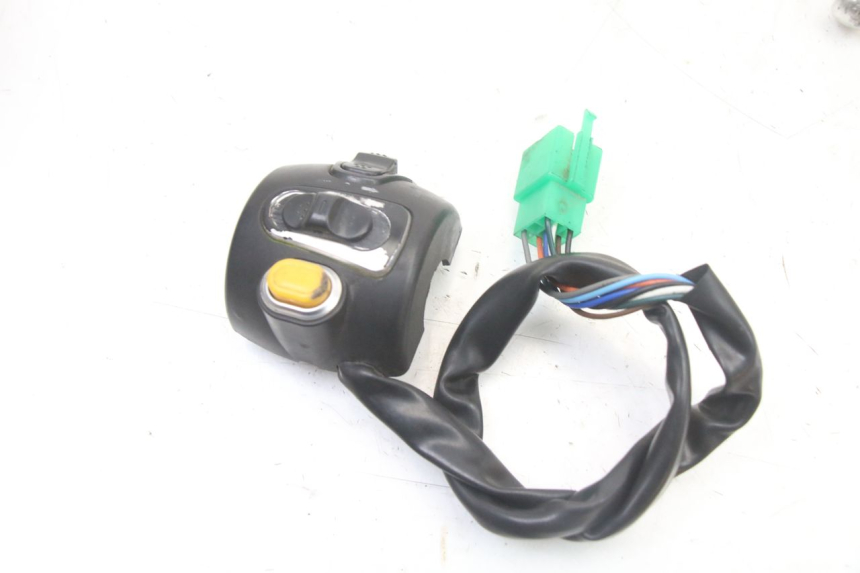 photo de INTERRUPTOR DE LUCES IZQUIERDO JM MOTORS MIA 50 (2017 - 2020)