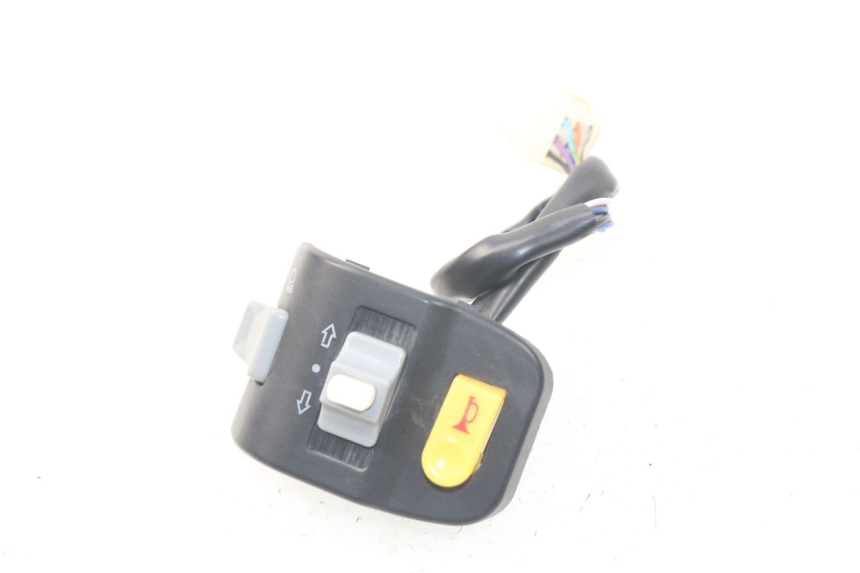 photo de INTERRUPTOR DE LUCES IZQUIERDO JM MOTORS SANTANA 50 (2014 - 2020)