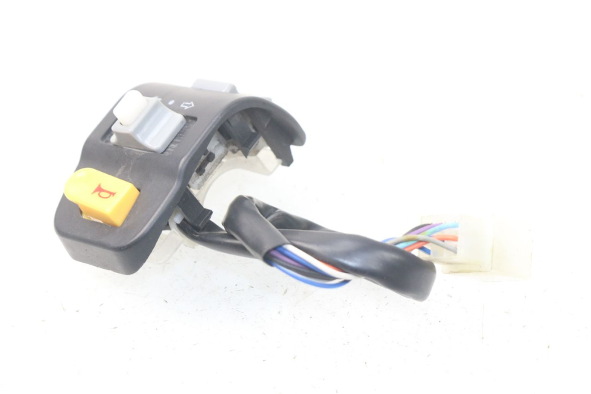 photo de INTERRUPTOR DE LUCES IZQUIERDO JM MOTORS SANTANA 50 (2014 - 2020)