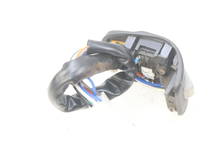 photo de INTERRUPTOR DE LUCES IZQUIERDO JM MOTORS SANTANA 50 (2014 - 2020)