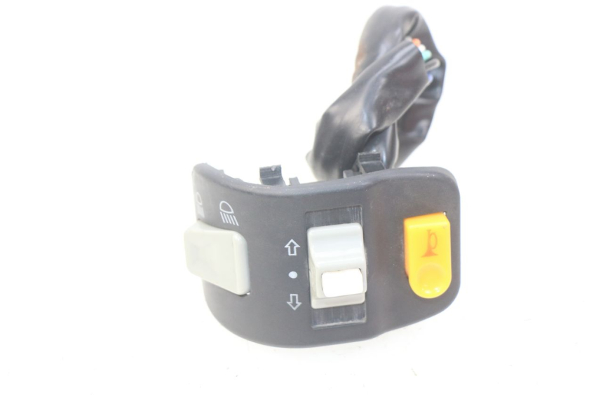 photo de INTERRUPTOR DE LUCES IZQUIERDO JM MOTORS SANTANA 50 (2014 - 2020)