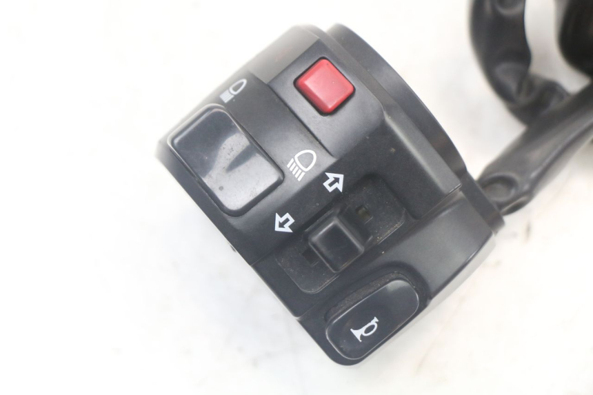 photo de INTERRUPTOR DE LUCES IZQUIERDO KAWASAKI VERSYS ABS 650 (2015 - 2018)