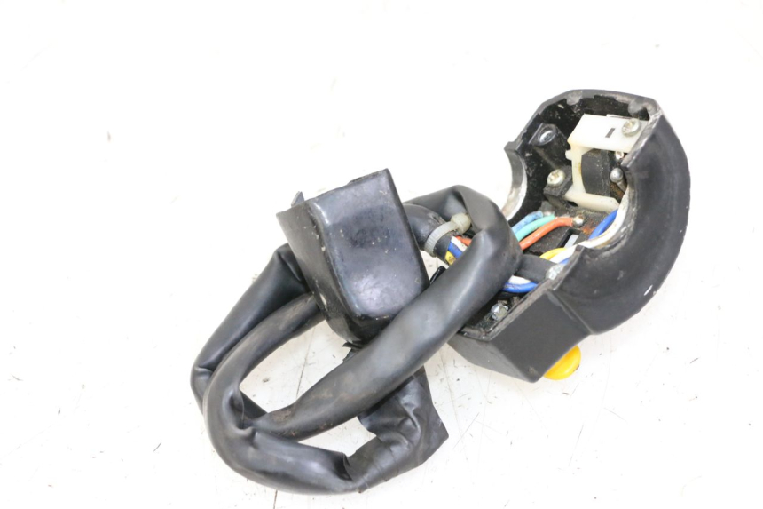 photo de INTERRUPTOR DE LUCES IZQUIERDO PEUGEOT KISBEE 2T 50 (2010 - 2017)