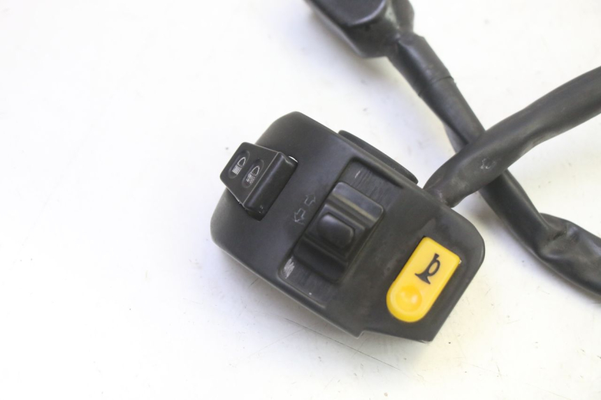 photo de INTERRUPTOR DE LUCES IZQUIERDO PEUGEOT KISBEE 2T 50 (2010 - 2017)