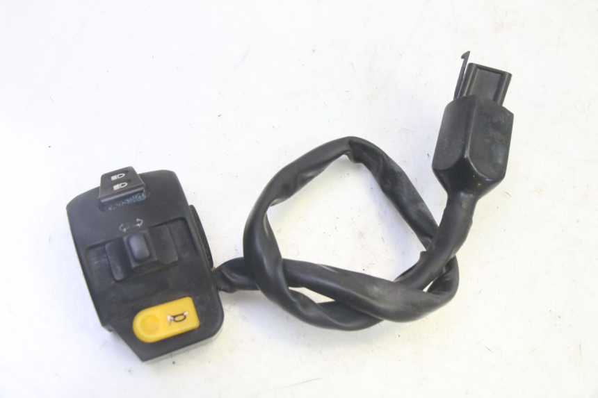 photo de INTERRUPTOR DE LUCES IZQUIERDO PEUGEOT KISBEE 2T 50 (2010 - 2017)