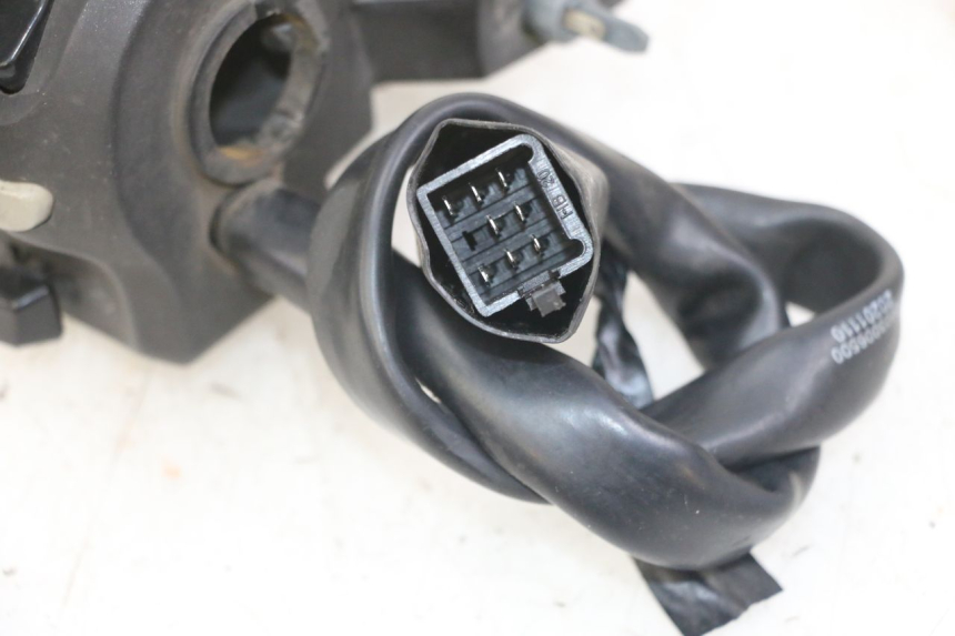 photo de INTERRUPTOR DE LUCES IZQUIERDO PEUGEOT KISBEE 4T 50 (2018 - 2022)