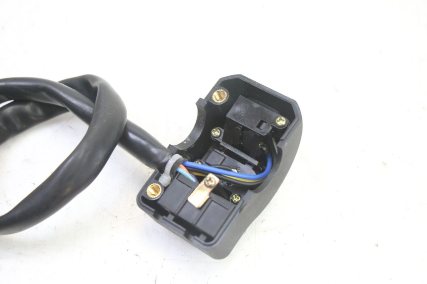 photo de INTERRUPTOR DE LUCES IZQUIERDO PEUGEOT KISBEE 4T 50 (2018 - 2022)