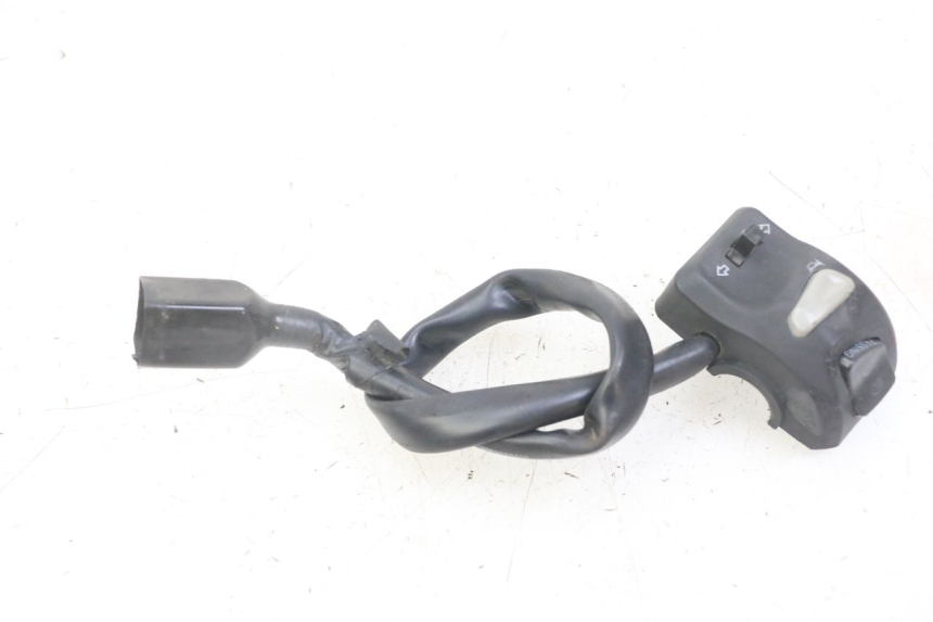 photo de INTERRUPTOR DE LUCES IZQUIERDO PEUGEOT KISBEE 4T 50 (2018 - 2022)