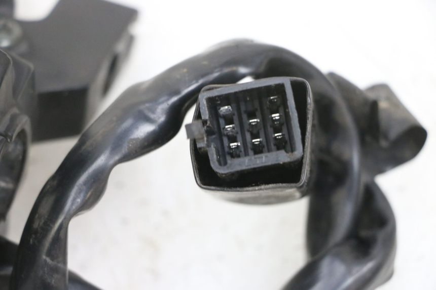 photo de INTERRUPTOR DE LUCES IZQUIERDO PEUGEOT KISBEE 4T 50 (2018 - 2022) - Vista general del producto