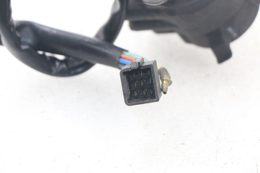 photo de INTERRUPTOR DE LUCES IZQUIERDO KYMCO DINK 4T 50 (2007 - 2018)