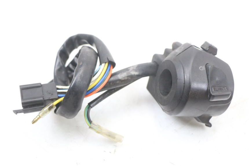 photo de INTERRUPTOR DE LUCES IZQUIERDO KYMCO DINK 4T 50 (2007 - 2018)