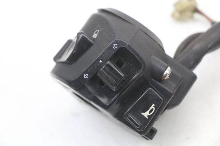 photo de INTERRUPTOR DE LUCES IZQUIERDO KYMCO DINK STREET 125 (2009 - 2014)