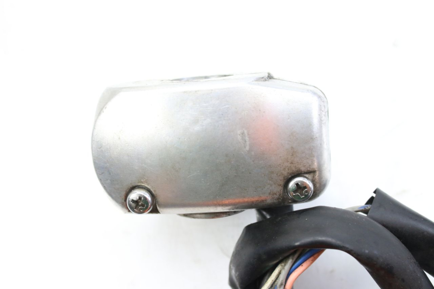 photo de INTERRUPTOR DE LUCES IZQUIERDO KYMCO SENTO 100 (2008 - 2013)