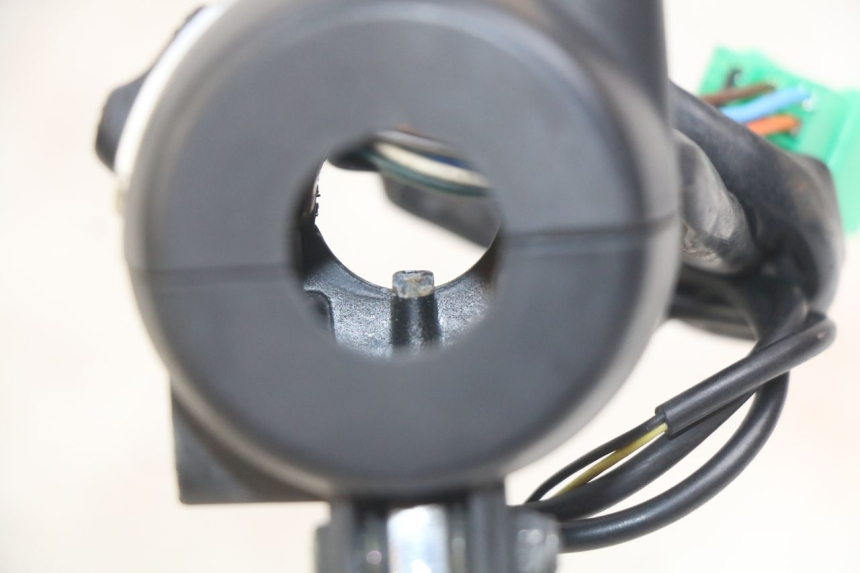 photo de INTERRUPTOR DE LUCES IZQUIERDO JM MOTORS MIA 50 (2017 - 2020)