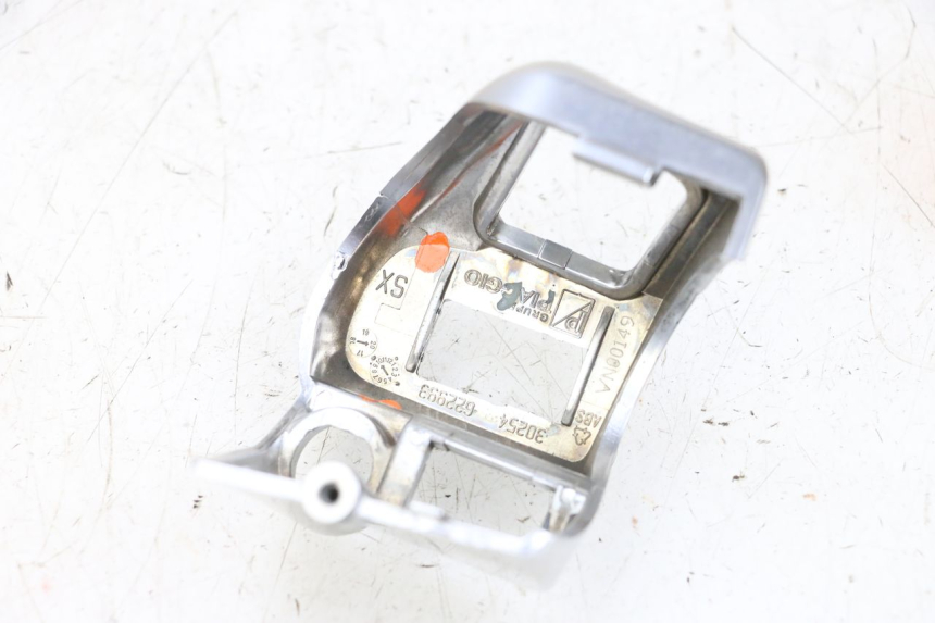 photo de CONMUTADOR IZQUIERDA PIAGGIO MP3 HPE 300 (2019 - 2026) - Primer plano técnico