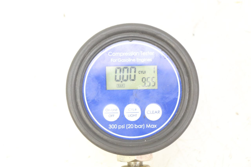 photo de INTERRUPTOR DE LUCES IZQUIERDO PIAGGIO MP3 125 (2006 - 2014)