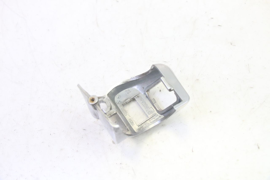 photo de CONMUTADOR IZQUIERDA PIAGGIO MP3 RL 250 (2007 - 2010) - Primer plano técnico