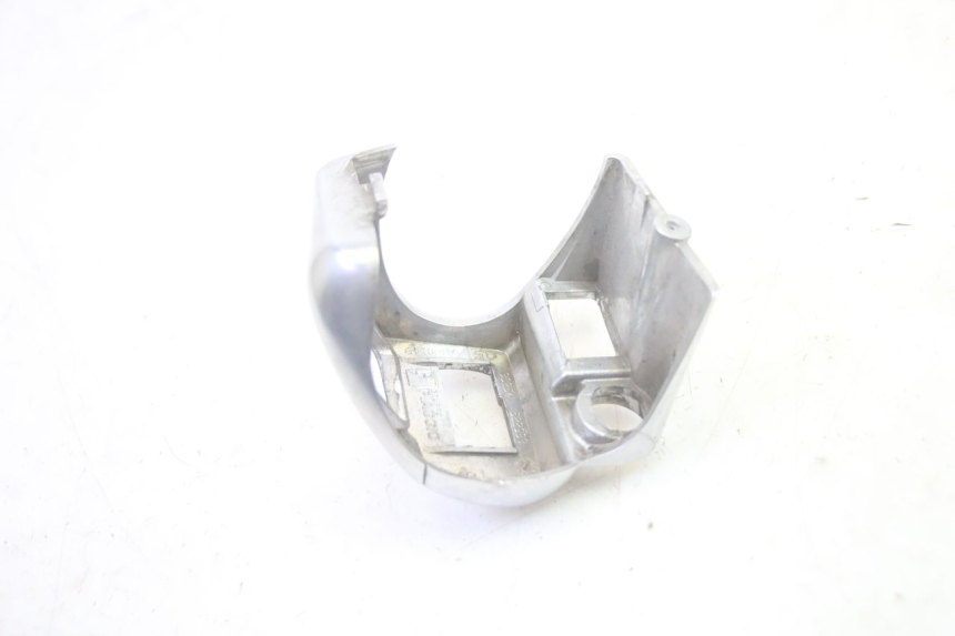 photo de CONMUTADOR IZQUIERDA PIAGGIO MP3 500 (2016 - 2018) - Detalles de los puntos de fijación