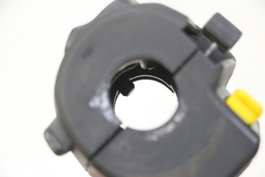 photo de INTERRUPTOR DE LUCES IZQUIERDO GILERA NEXUS 125 (2009 - 2013)