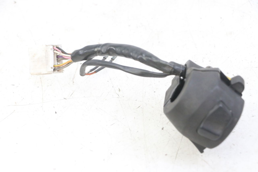 photo de INTERRUPTOR DE LUCES IZQUIERDO GILERA NEXUS 125 (2009 - 2013)
