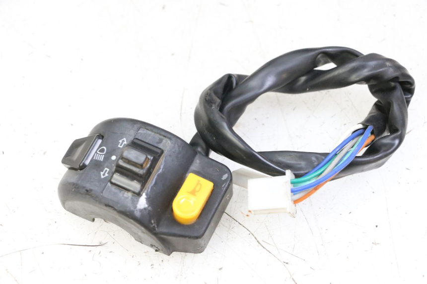 photo de CONMUTADOR IZQUIERDA JM MOTORS OLDIES GT 4T 50 (2018 - 2025)
