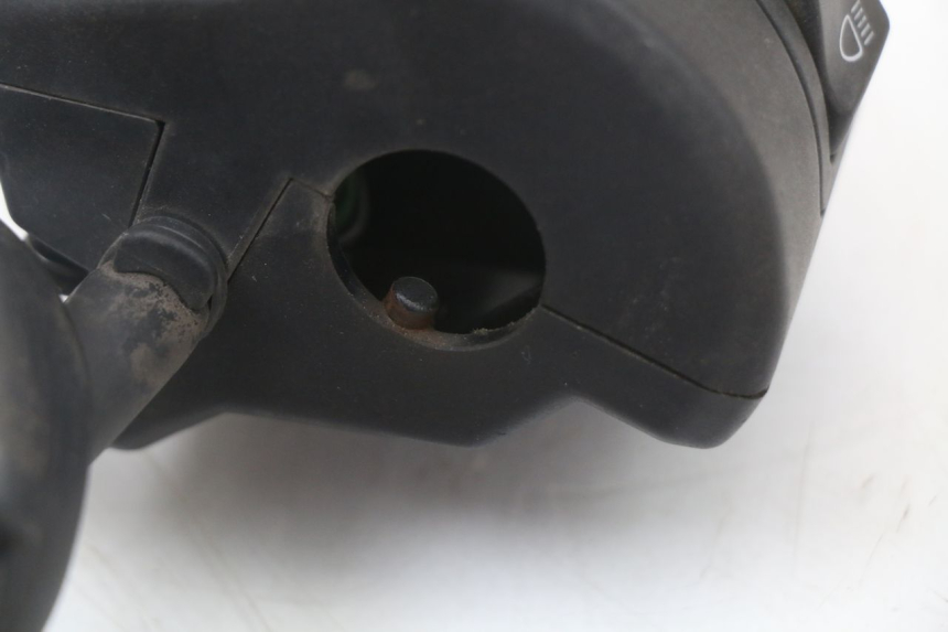 photo de INTERRUPTOR DE LUCES IZQUIERDO HONDA PCX (JF47) 125 (2012 - 2013)