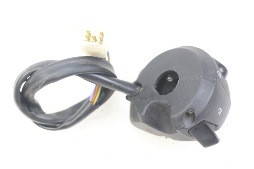 photo de INTERRUPTOR DE LUCES IZQUIERDO PEUGEOT CITYSTAR 2T 50 (2018 - 2021)