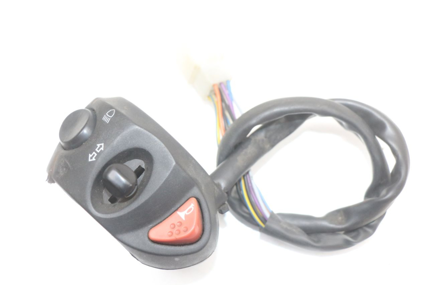 photo de INTERRUPTOR DE LUCES IZQUIERDO PEUGEOT CITYSTAR 50 (2013 - 2017)