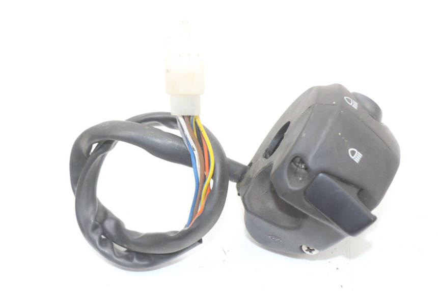 photo de INTERRUPTOR DE LUCES IZQUIERDO PEUGEOT CITYSTAR 50 (2013 - 2017)