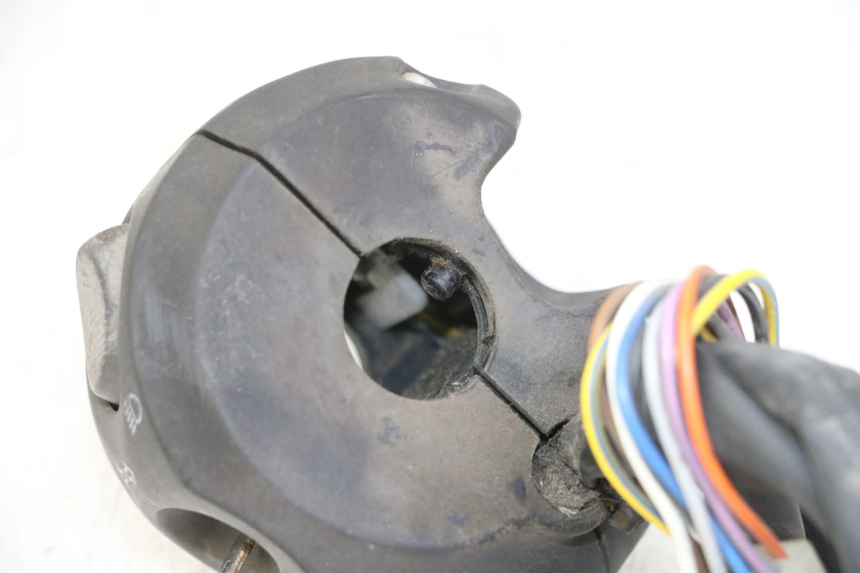 photo de INTERRUPTOR DE LUCES IZQUIERDO PEUGEOT CITYSTAR 50 (2013 - 2017)