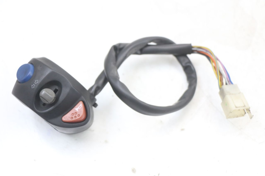 photo de INTERRUPTOR DE LUCES IZQUIERDO PEUGEOT ELYSTAR 50 (2002 - 2014)