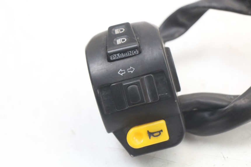 photo de INTERRUPTOR DE LUCES IZQUIERDO PEUGEOT KISBEE 2T 50 (2010 - 2017)