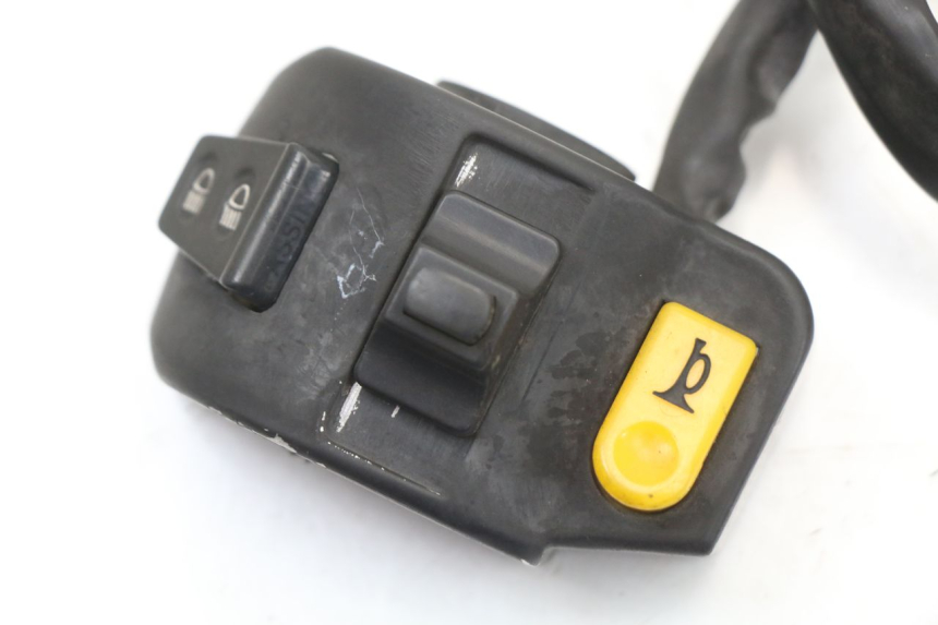 photo de INTERRUPTOR DE LUCES IZQUIERDO PEUGEOT KISBEE 4T 50 (2010 - 2017)