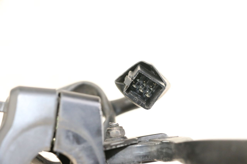 photo de INTERRUPTOR DE LUCES IZQUIERDO PEUGEOT KISBEE 4T 50 (2018 - 2022)