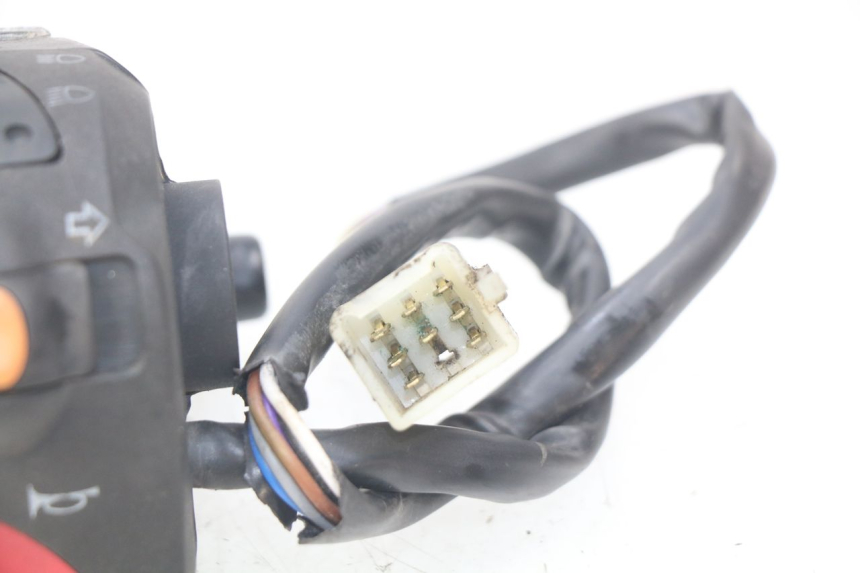 photo de INTERRUPTOR DE LUCES IZQUIERDO PEUGEOT LUDIX 50 (2008 - 2017)