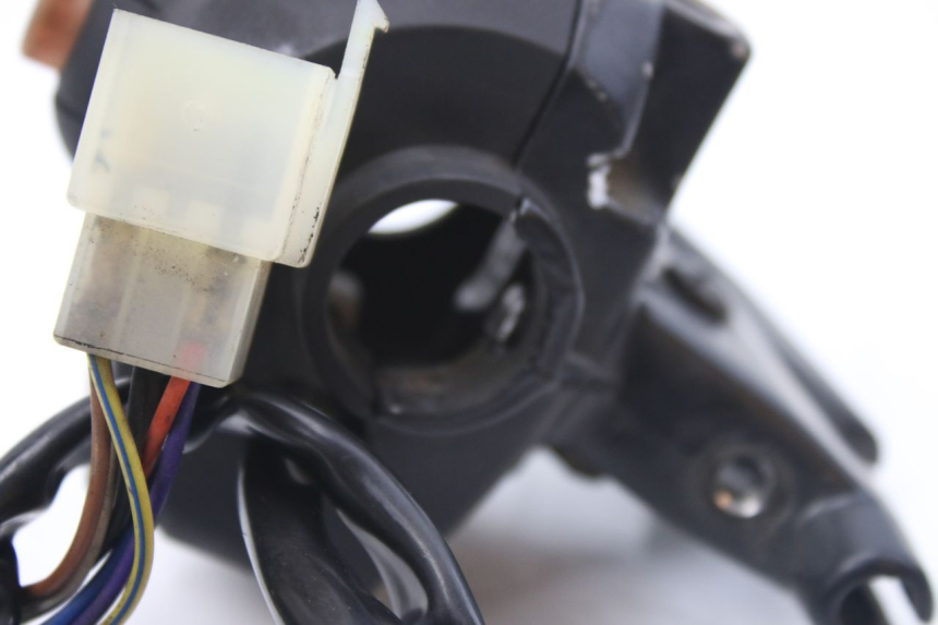 photo de INTERRUPTOR DE LUCES IZQUIERDO PEUGEOT LUDIX 50 (2008 - 2017)