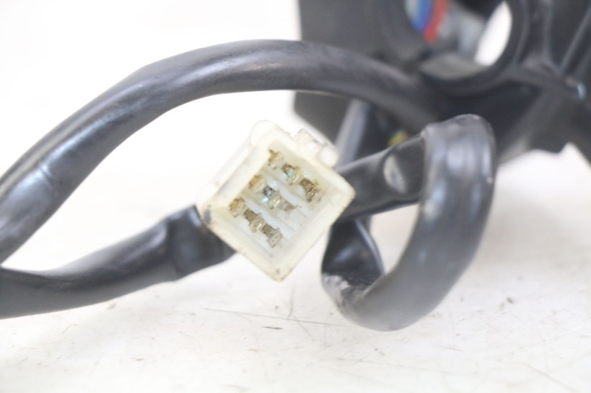 photo de INTERRUPTOR DE LUCES IZQUIERDO. PEUGEOT LUDIX 50 (2005 - 2007)