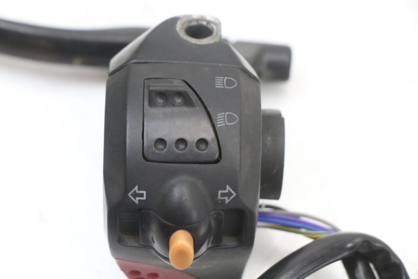 photo de INTERRUPTOR DE LUCES IZQUIERDO. PEUGEOT LUDIX 50 (2005 - 2007)