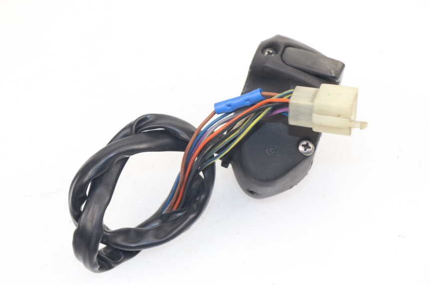 photo de INTERRUPTOR DE LUCES IZQUIERDO PEUGEOT SATELIS 125 (2006 - 2009)