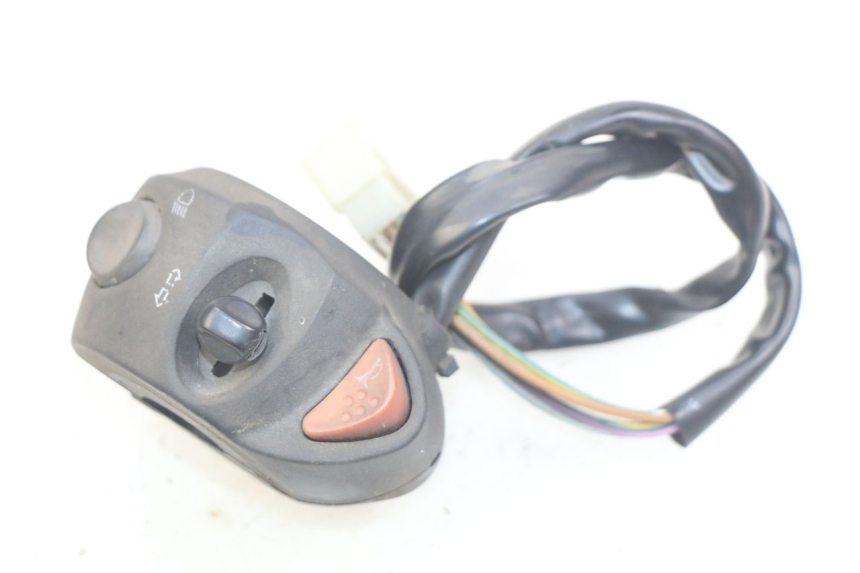 photo de INTERRUPTOR DE LUCES IZQUIERDO PEUGEOT SATELIS 125 (2010 - 2012)