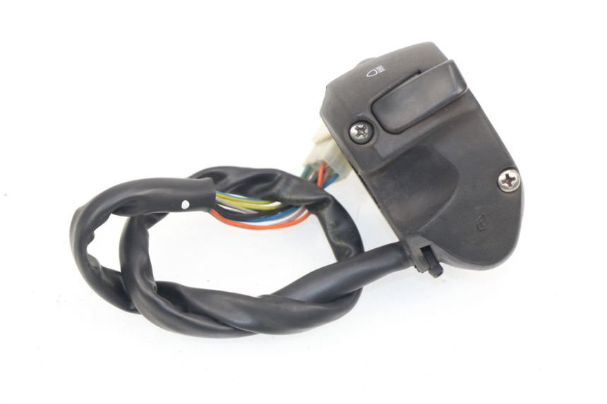 photo de INTERRUPTOR DE LUCES IZQUIERDO PEUGEOT SATELIS 125 (2006 - 2009)
