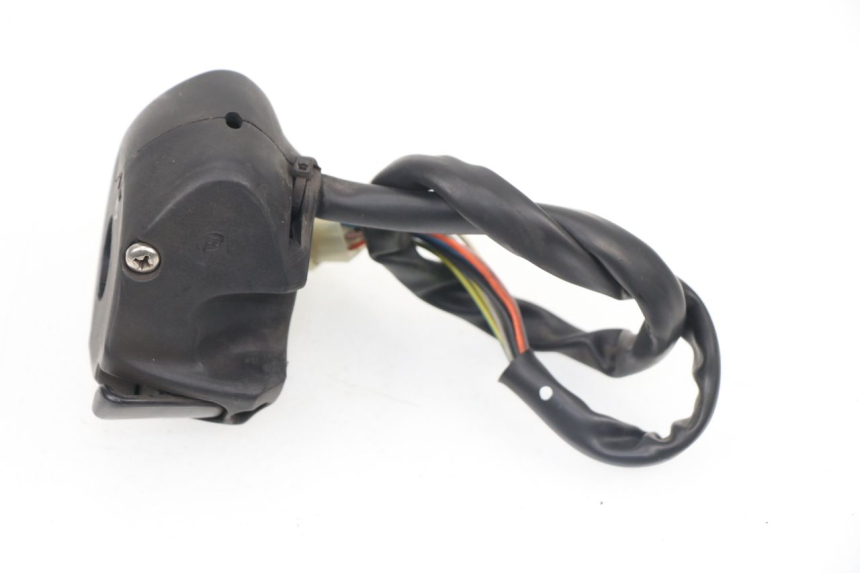 photo de INTERRUPTOR DE LUCES IZQUIERDO PEUGEOT SATELIS 125 (2006 - 2009)