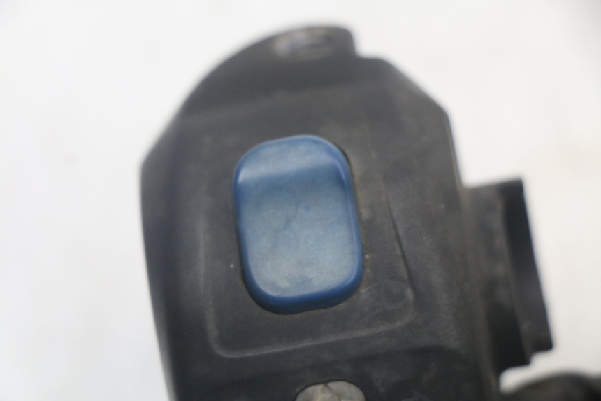 photo de INTERRUPTOR DE LUCES IZQUIERDO PEUGEOT SPEEDFIGHT 100 (1997 - 2007)