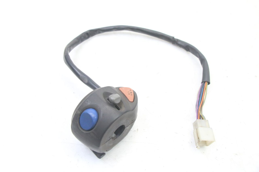 photo de INTERRUPTOR DE LUCES IZQUIERDO PEUGEOT TKR TREKKER FURIOUS 50 (2005 - 2014)